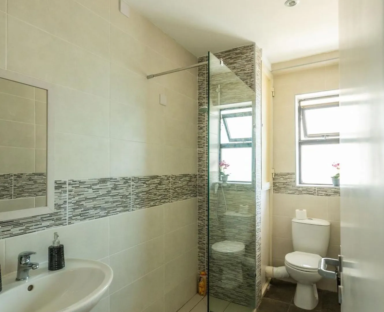 Seaview Escape Summer Nights Guesthouse Marsaskala