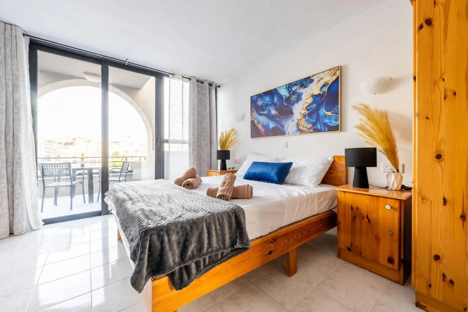 Seaview Escape Summer Nights Guesthouse Marsaskala